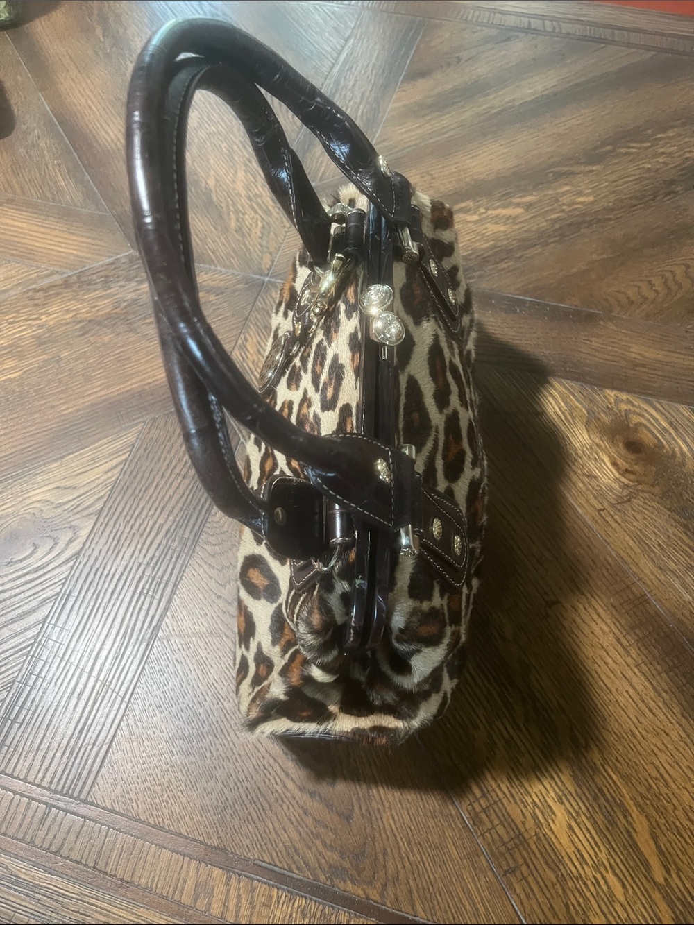 Anne Klein Leopard Print Satchel with Dark Brown Trim (Bin 2-75) - Picture 4 of 8
